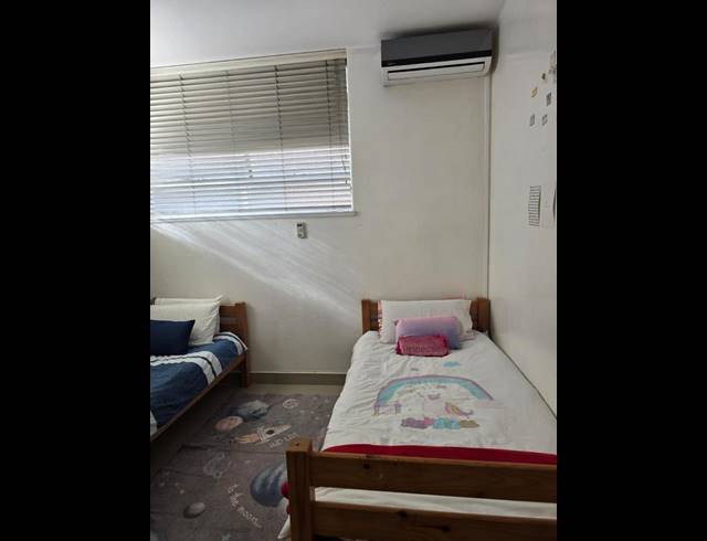 2 BEDROOM APARTMENT FOR SALE IN HOUGHTON